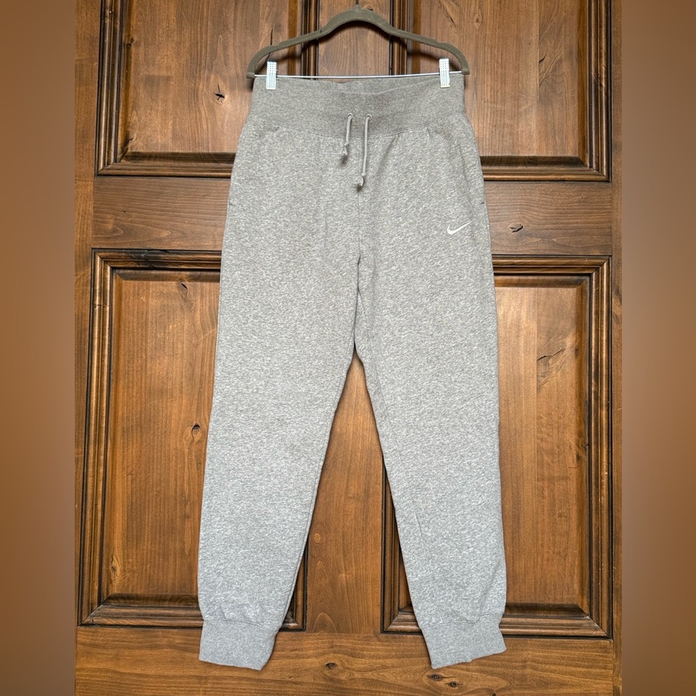 Nike Light Gray Sweatpants with Swoosh Tag